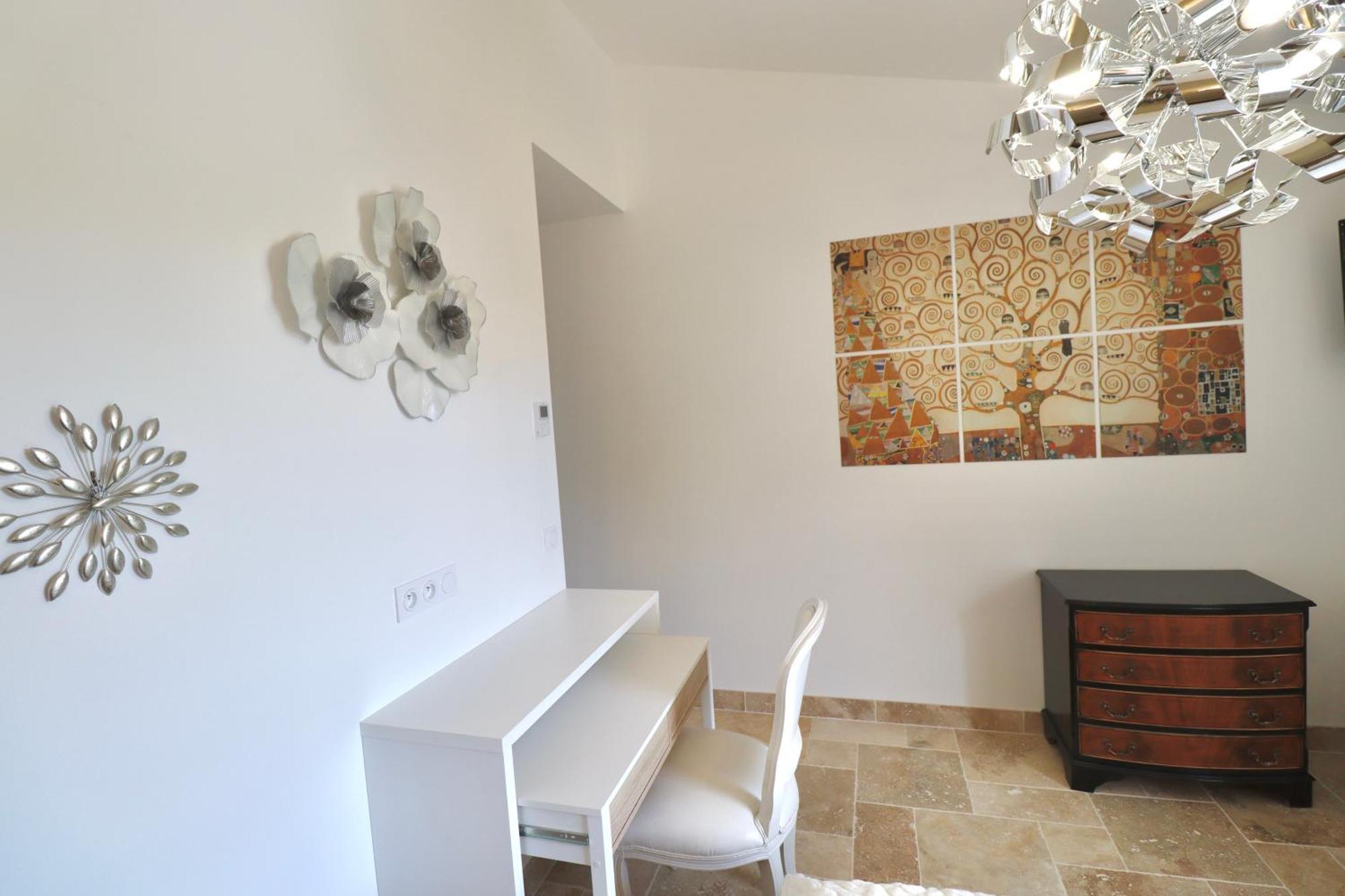 Chambres D'Hotes Avec Jacuzzi Et Piscine Au Mas De Cadoule Saint-Just  Chambre photo